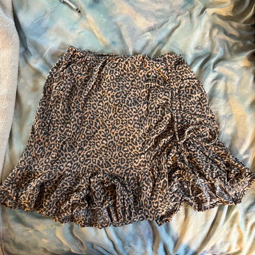 american eagle cheetah skirt